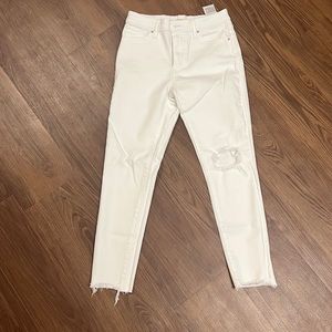 Levi’s 721 High Rise White Jeans. Size 29 Regular